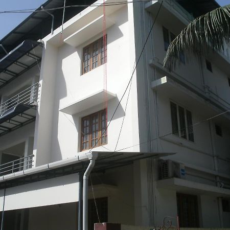 Jacaranda Holiday Home Kochi 外观 照片