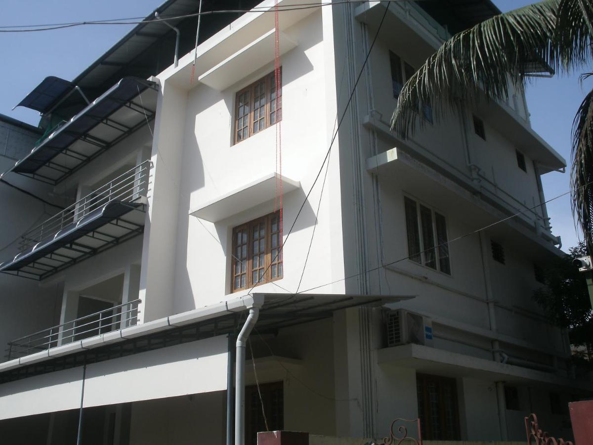 Jacaranda Holiday Home Kochi 外观 照片
